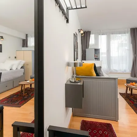 Astudio Apartman